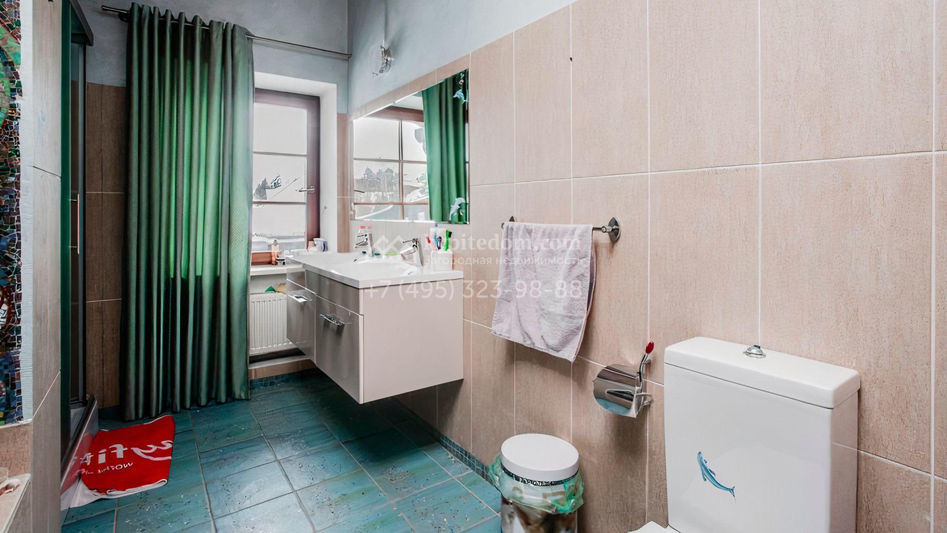 Дом с 4-мя спальнями, 500 м², лот 10683 купить в Подмосковье