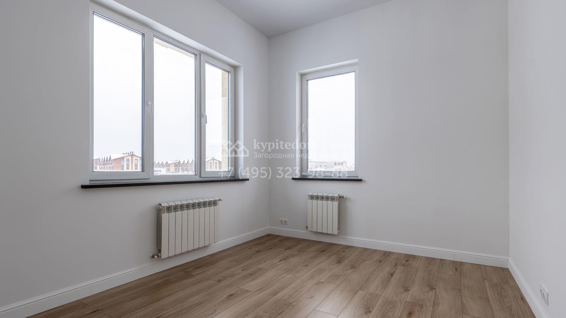 Дом с 4-мя спальнями, 350 м², лот 12008 купить в Подмосковье